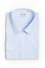 Classic fit shirt with blue dots